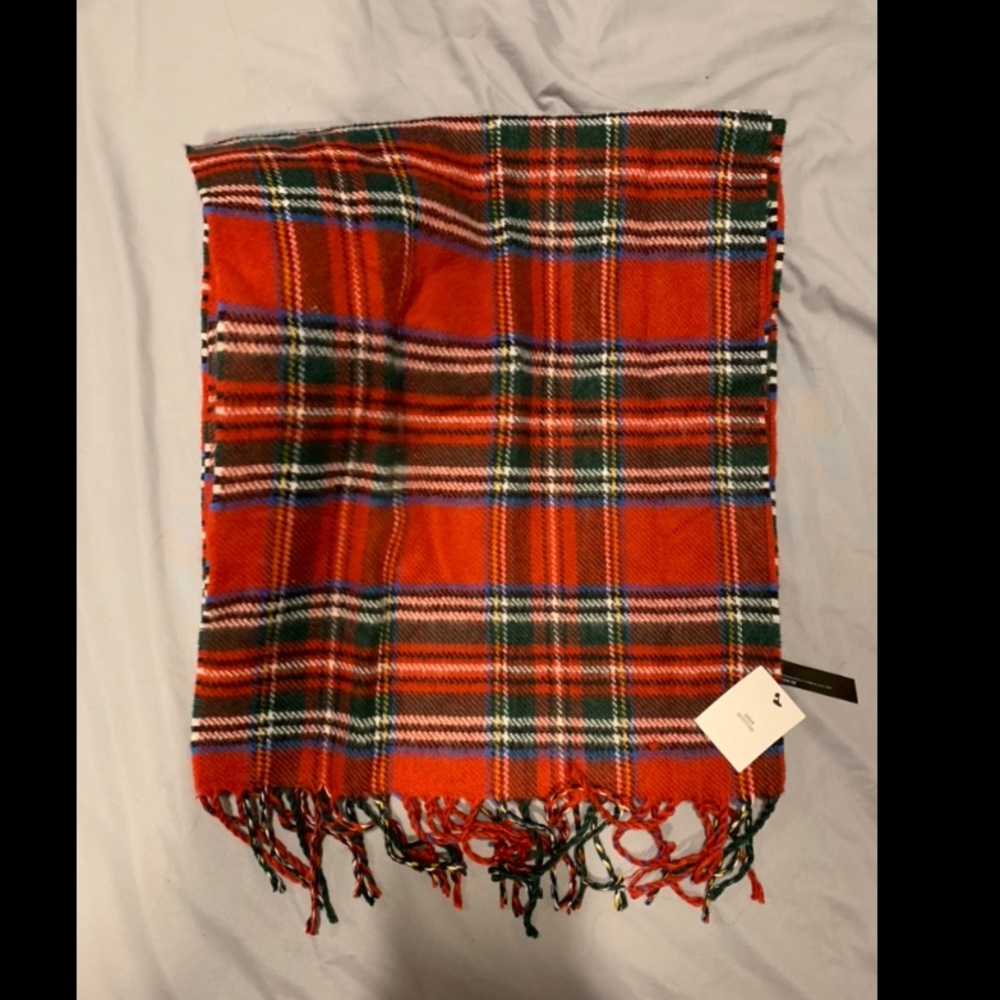 Extremely Soft UO Scarf!